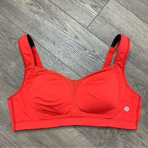 LuLuLemon Ta Ta Tamer Red Orange Coral Sports Bra Size 38C